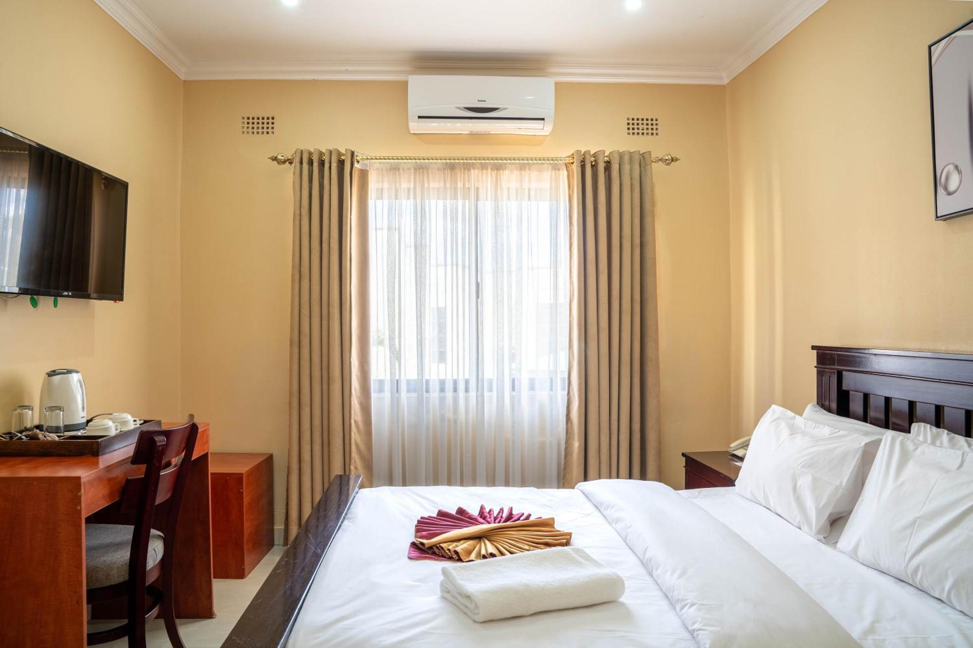 Nyamfinzi Hotel Chipata Exterior foto