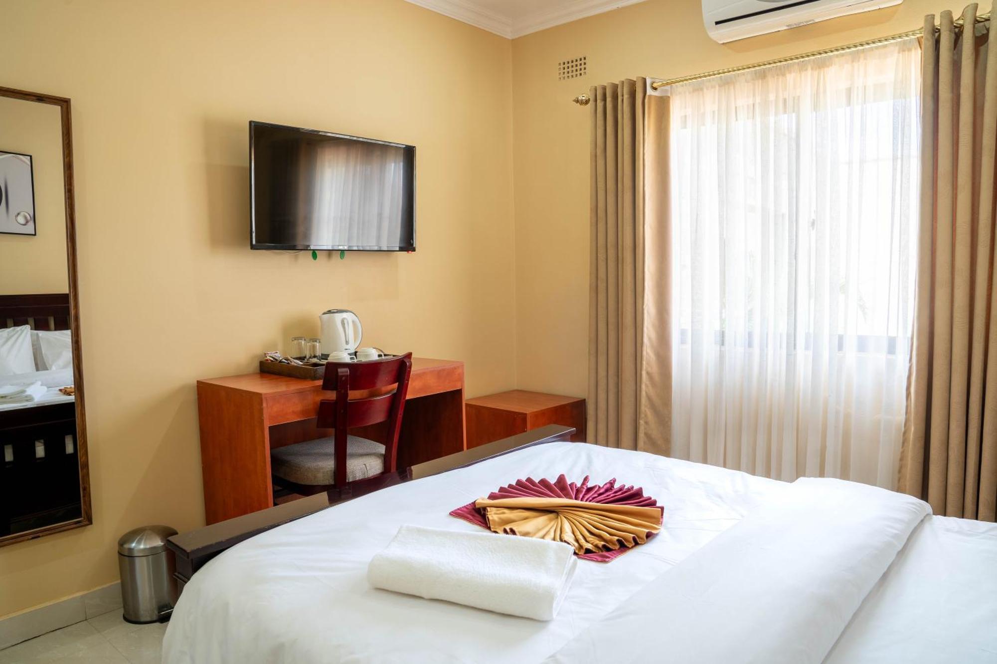 Nyamfinzi Hotel Chipata Exterior foto