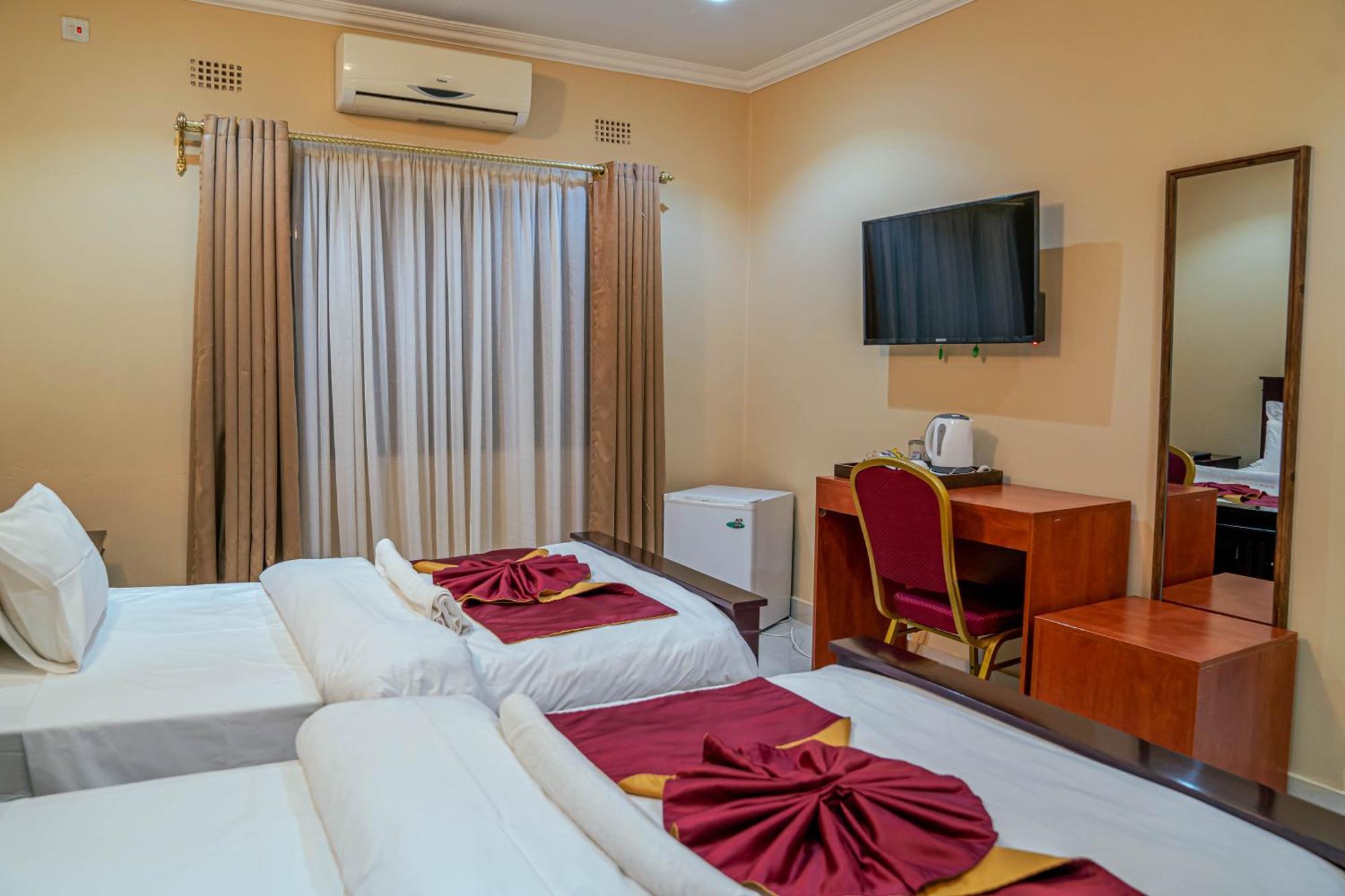 Nyamfinzi Hotel Chipata Exterior foto